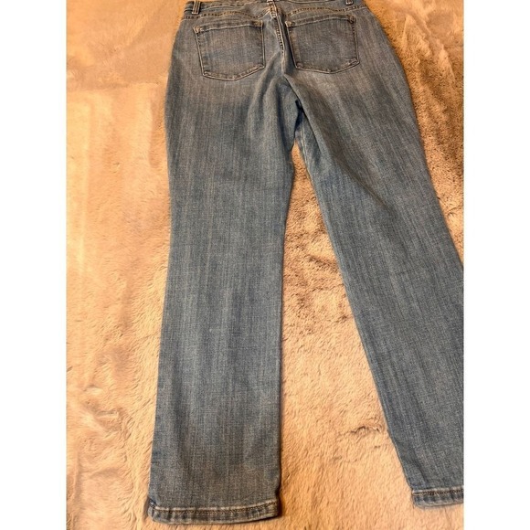 Lee Relaxed Fit Straight Leg High Rise Light Wash Denim Jeans Leg 6 - Picture 15 of 16